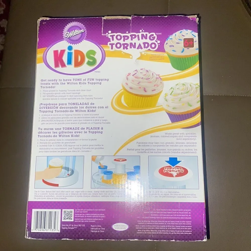 NIB Wilton Kids Topping Tornado!
